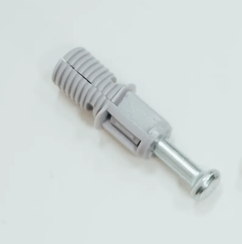 Bolt expandabil pentru sertare si soclu